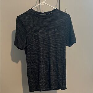 Under Armour Charcoal Gray Men's Tee